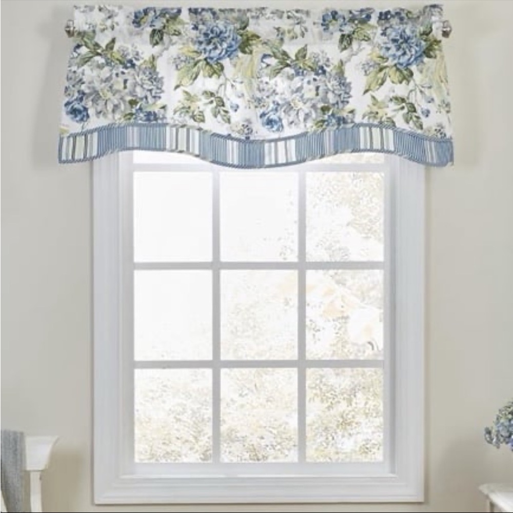 Two Valances